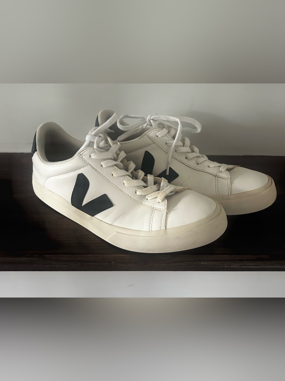 Veja Campo Sneakers US Men’s Size 9.5 White/Black